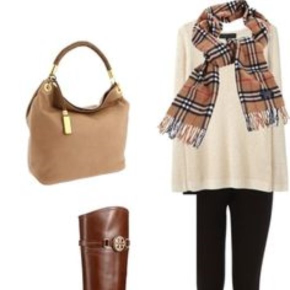 Additional pictures of my Burberry Check Scarf - Picture 2 of 11